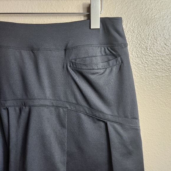 Womens Black Back Pleat Tennis Skort w/Pockets-Size L - Picture 6 of 9